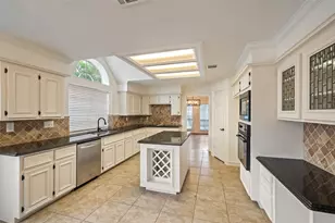 4214 Meadow Forest Ln, Kingwood, TX 77345 - Photo 11