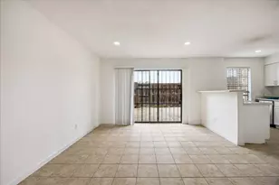 6645 Wanda Ln, Houston, TX 77074 - Photo 5