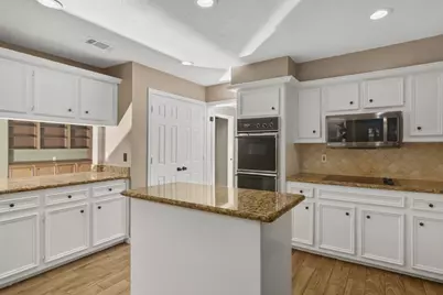 11214 Ashwood Drive, Humble, TX 77338 - Photo 11