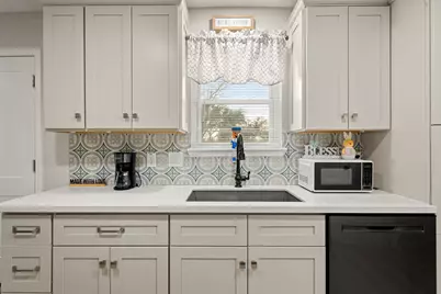 5147 Castle Creek Lane, Houston, TX 77053 - Photo 9