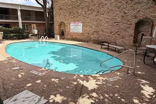 2201 Fountain View Dr, Houston, TX 77057 - Photo 21