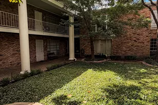 2201 Fountain View Dr, Houston, TX 77057 - Photo 5