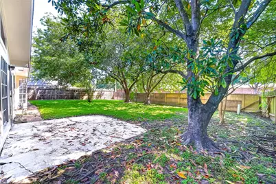 15207 Pleasant Valley Road, Houston, TX 77062 - Photo 39