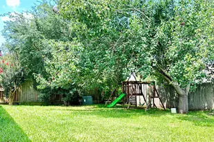 706 Leicester Ln, Houston, TX 77034 - Photo 23