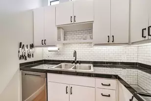 3501 Link Valley Dr., Houston, TX 77025 - Photo 17