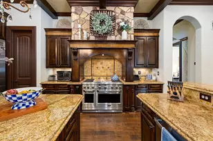 23 Oak Cove Ln, Humble, TX 77346 - Photo 17