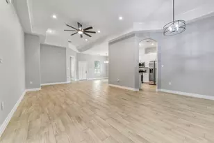 1518 Oleander Dr, La Marque, TX 77568 - Photo 5