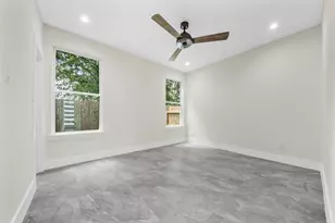 1277 Dewalt St, Houston, TX 77088 - Photo 23