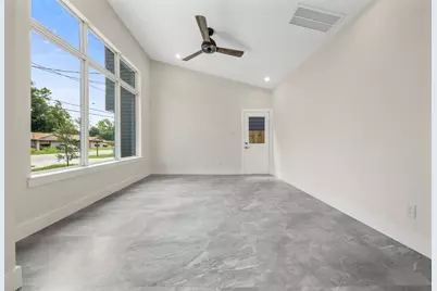 1277 Dewalt Street, Houston, TX 77088 - Photo 7