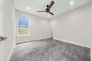 1277 Dewalt St, Houston, TX 77088 - Photo 17