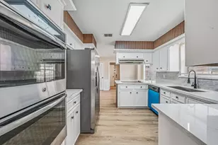 119 Laura Ln, Conroe, TX 77385 - Photo 23