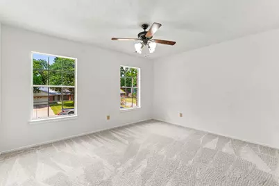3210 Village Park Drive, Houston, TX 77339 - Photo 35