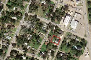 220 S Tesch St, Bellville, TX 77418 - Photo 15