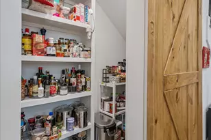 4617 Feagan St, Houston, TX 77007 - Photo 9