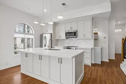 806 Jackson Hill Street #201, Houston, TX 77007 - Photo 1