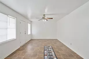 203 Paul Knox St, Huntsville, TX 77320 - Photo 11