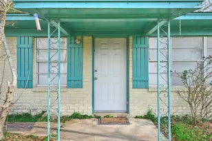 203 Paul Knox St, Huntsville, TX 77320 - Photo 7