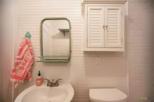 50 Catherine St, Port Lavaca, TX 77979 - Photo 19