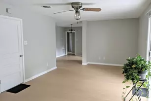 5527 Darnell St, Houston, TX 77096 - Photo 9
