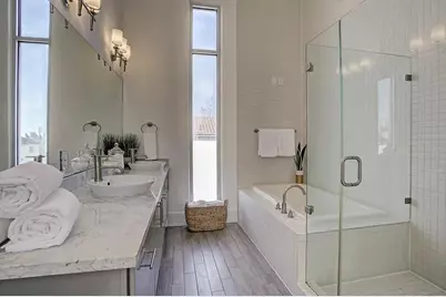 4218 Gibson Street #B, Houston, TX 77007 - Photo 9