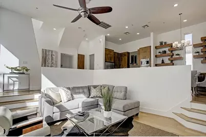 4218 Gibson Street #B, Houston, TX 77007 - Photo 5
