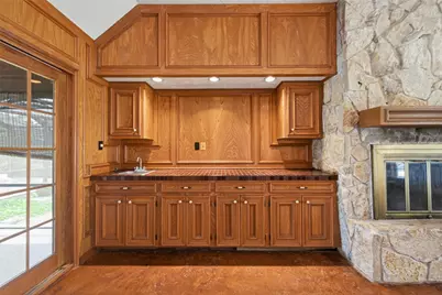 3022 Grace Lane, Highlands, TX 77562 - Photo 9