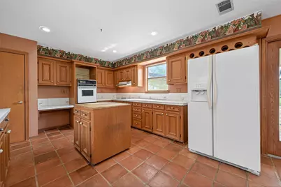 3022 Grace Lane, Highlands, TX 77562 - Photo 13