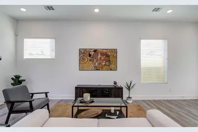 778 W Tidwell Road #I, Houston, TX 77091 - Photo 7