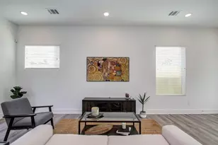 778 W Tidwell Rd, Houston, TX 77091 - Photo 7