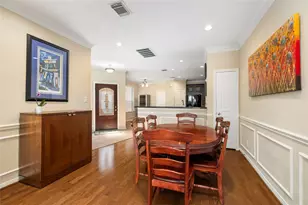 2632 Couch St, Houston, TX 77008 - Photo 9