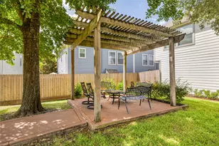 2632 Couch St, Houston, TX 77008 - Photo 33