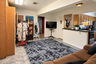 2605 Lynnfield St, Houston, TX 77093 - Photo 9
