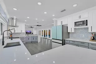 5122 Braesheather Dr, Houston, TX 77096 - Photo 13