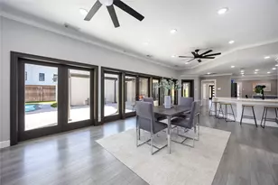 5122 Braesheather Dr, Houston, TX 77096 - Photo 1