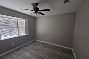 29402 Loddington St, Spring, TX 77386 - Photo 9
