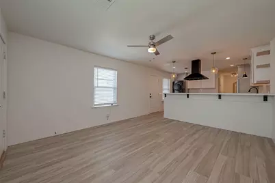 915 Adele Street, Houston, TX 77009 - Photo 7