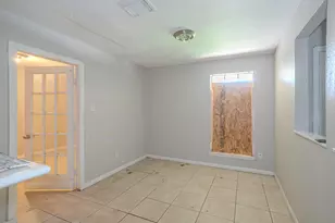 11151 Spottswood Dr, Houston, TX 77016 - Photo 9