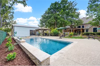 200 Creekside Court, Sealy, TX 77474 - Photo 39