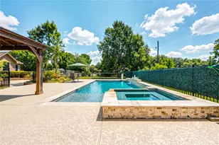 200 Creekside Ct, Sealy, TX 77474 - Photo 29