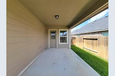 10037 Swift Fox Court, Magnolia, TX 77354 - Photo 3