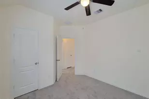 10037 Swift Fox Ct, Magnolia, TX 77354 - Photo 9