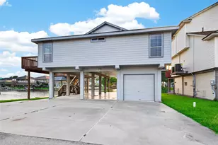 16 N Curlew St, La Marque, TX 77568 - Photo 11