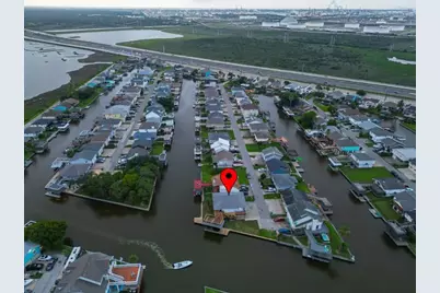 16 N Curlew Street, La Marque, TX 77568 - Photo 5