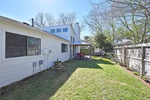 3203 E Rangecrest Pl, Sugar Land, TX 77479 - Photo 35