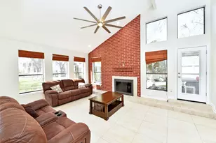 3203 E Rangecrest Pl, Sugar Land, TX 77479 - Photo 7