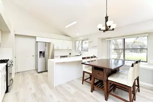 3203 E Rangecrest Pl, Sugar Land, TX 77479 - Photo 11