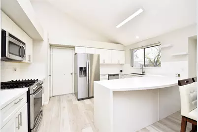 3203 E Rangecrest Place, Sugar Land, TX 77479 - Photo 13