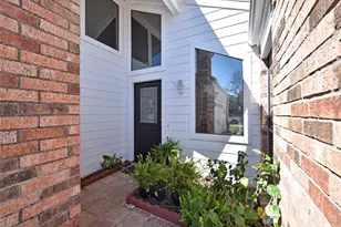 3203 E Rangecrest Pl, Sugar Land, TX 77479 - Photo 3