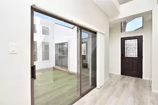 3203 E Rangecrest Pl, Sugar Land, TX 77479 - Photo 5