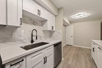 1860 White Oak Drive #311, Houston, TX 77009 - Photo 17